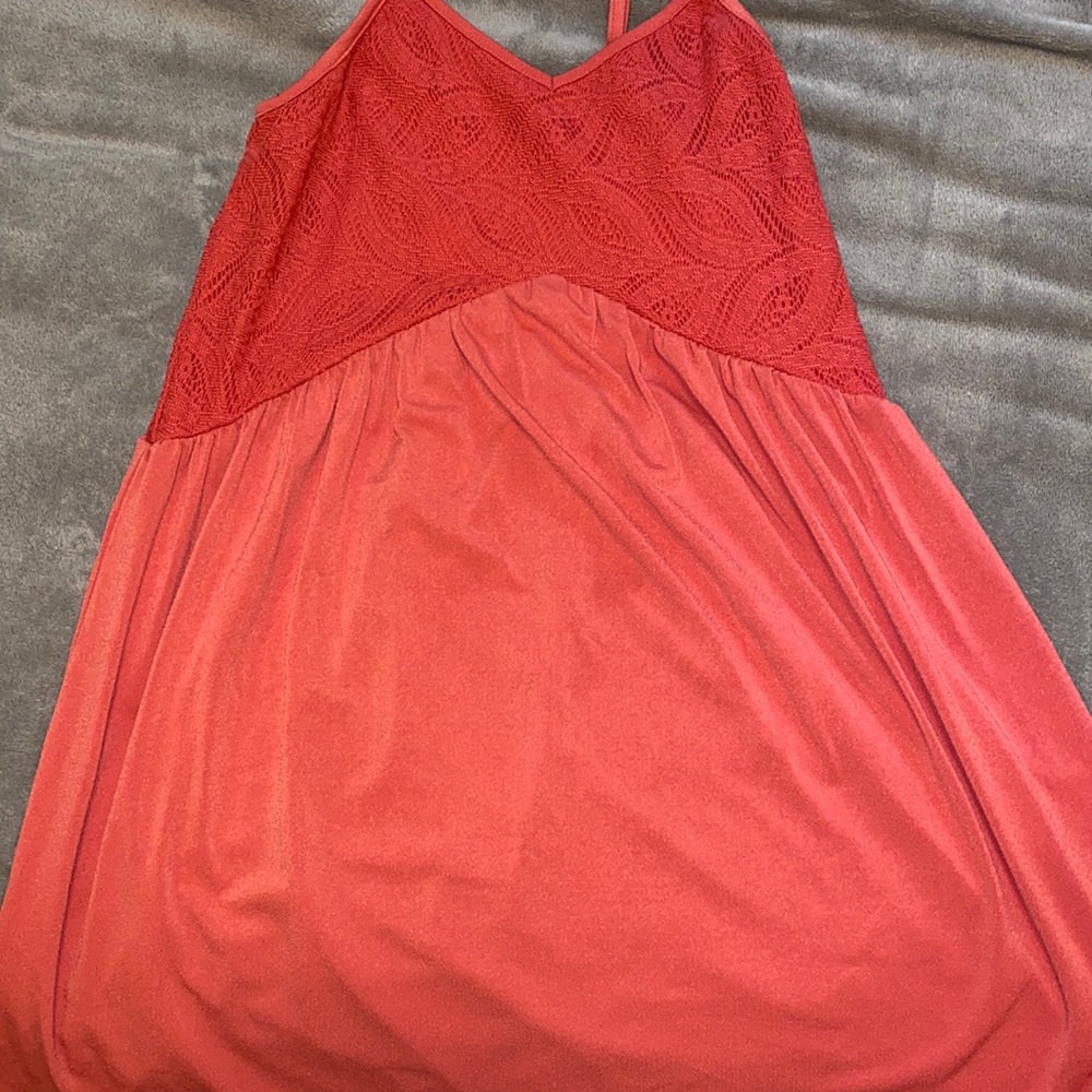 Orangeish/red dress